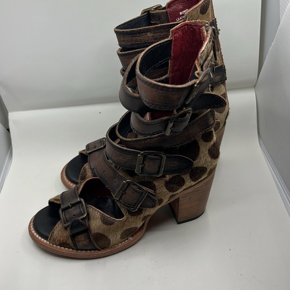 Freebird Bond Leopard Ankle Bootie Sandals - Worn Once. - Picture 3 of 5